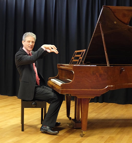 Click here to learn more about Julian's teaching.